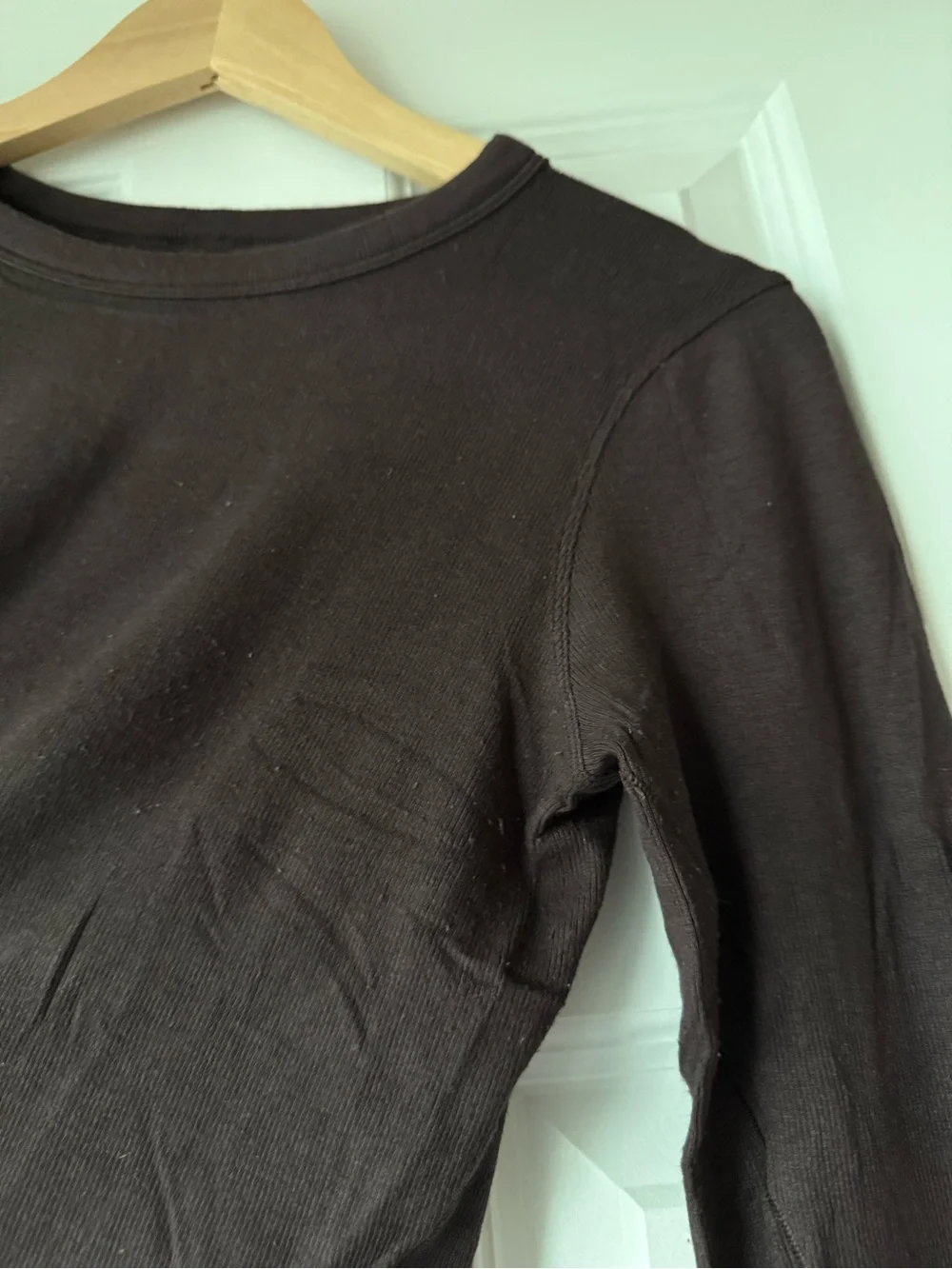 Lululemon Hold Tight Straight Hem Cropped Long Sleeve Sequoia